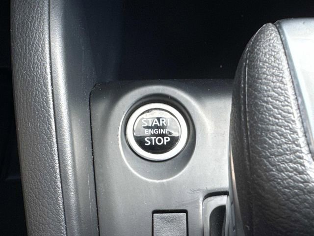 Certified 2025 Nissan Kicks Play S image 30