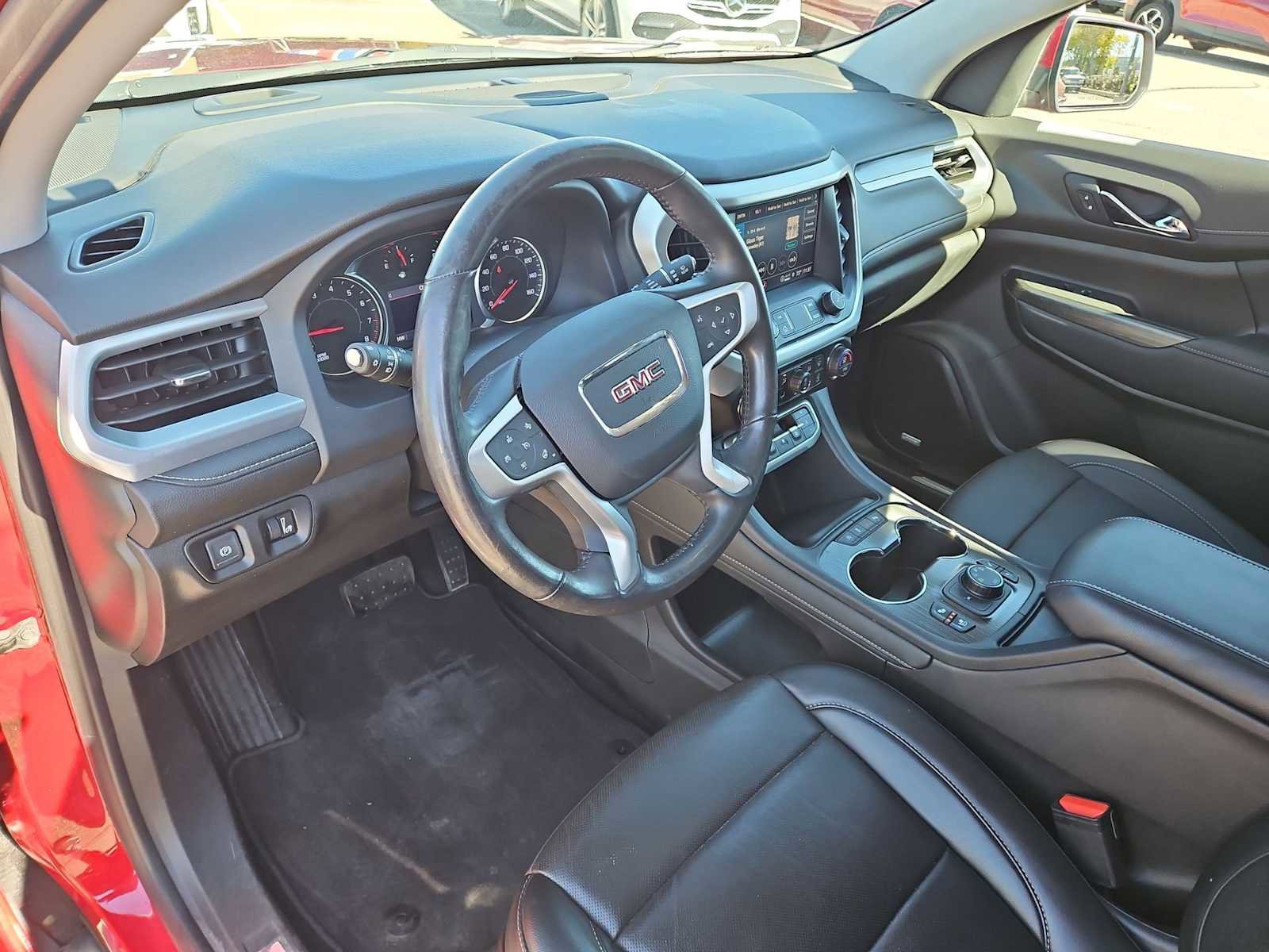 Certified 2021 GMC Acadia SLT w/ Preferred Package image 10