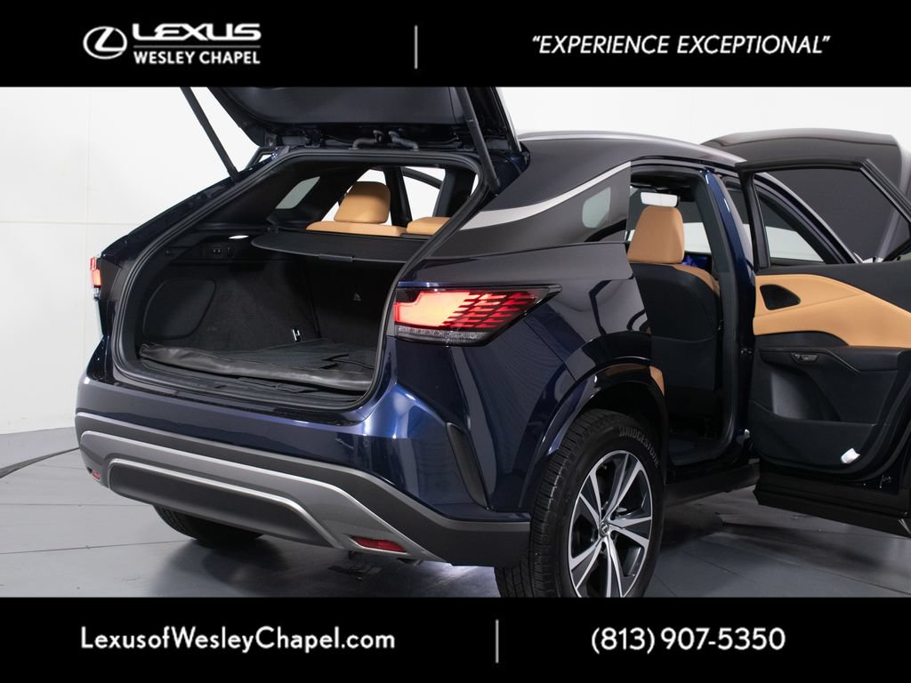Used 2025 Lexus RX 350 Premium w/ Accessory Package (Z1) FWD image 12