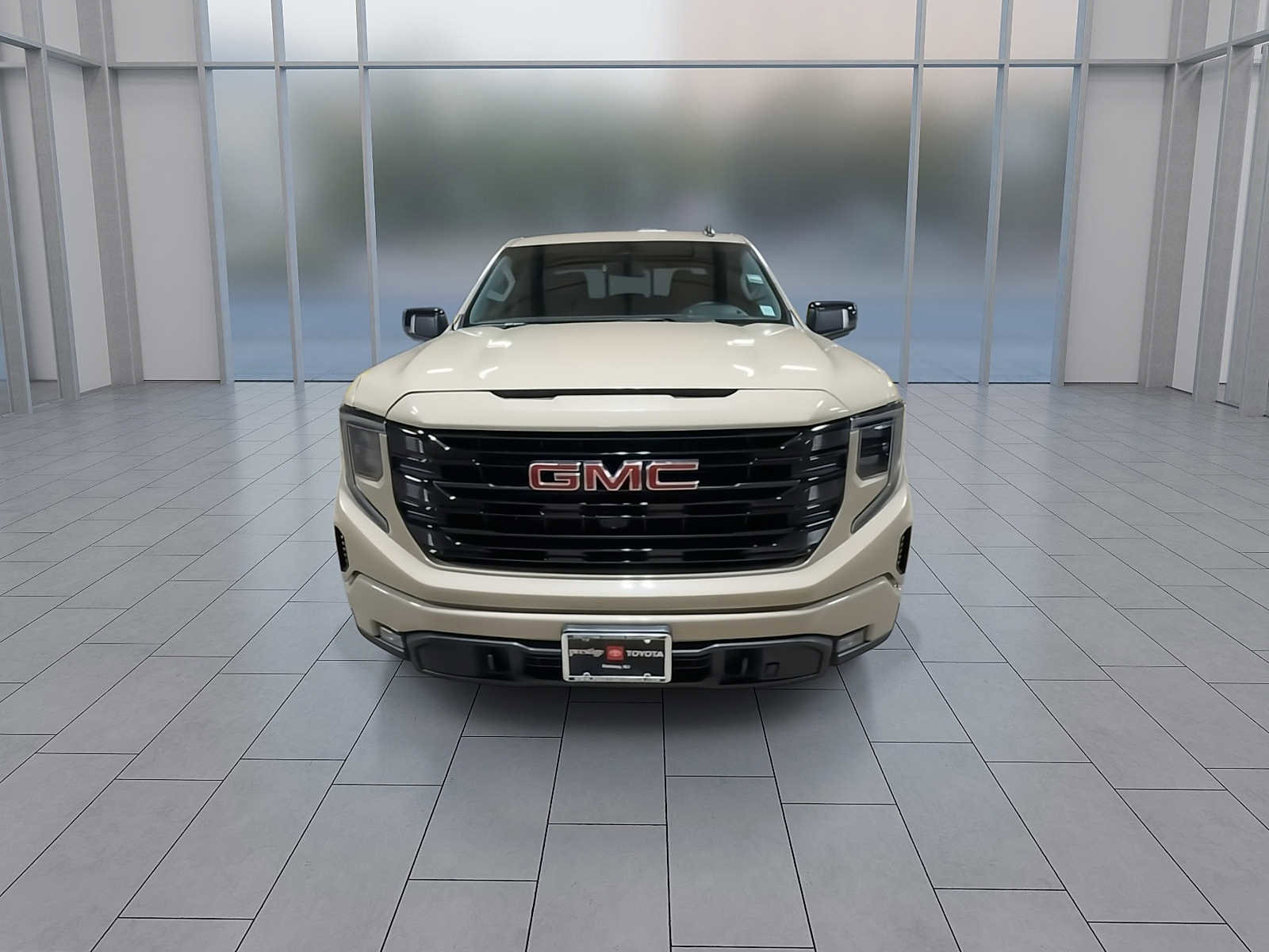 Used 2022 GMC Sierra 1500 Elevation w/ Preferred Package image 3