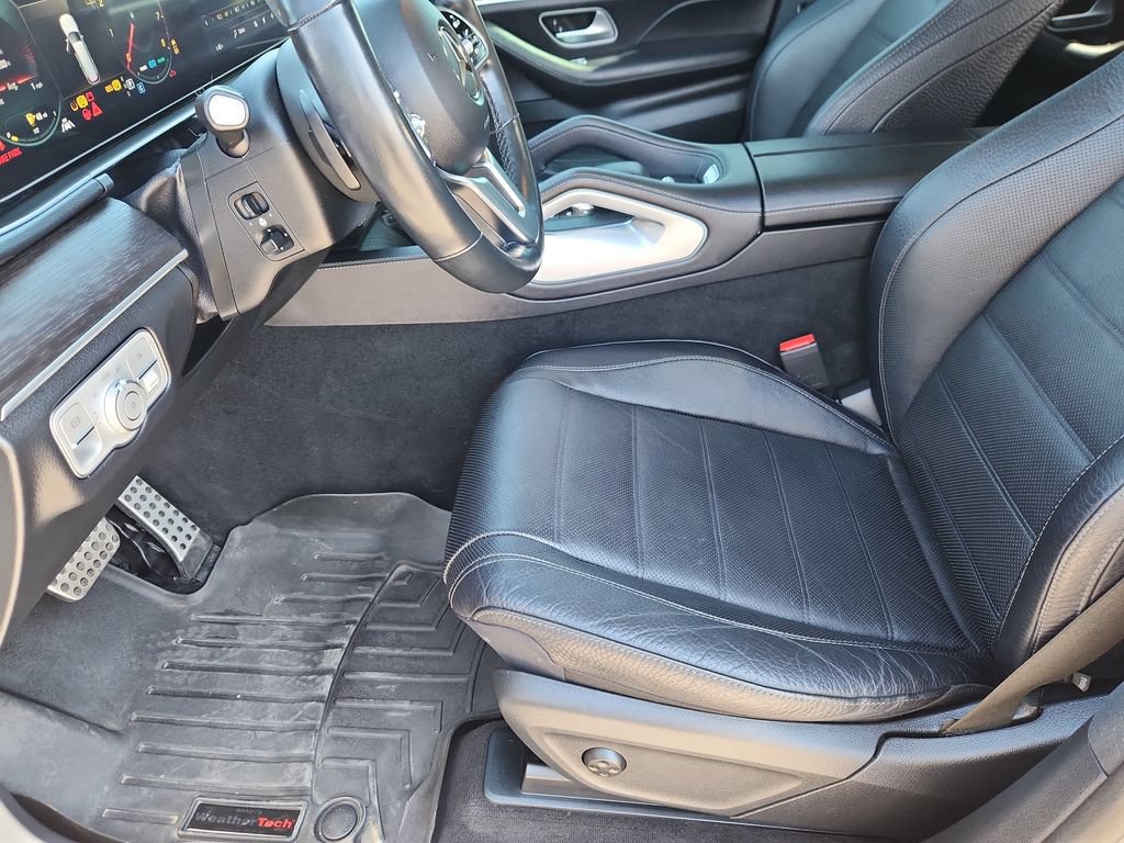 Used 2023 Mercedes-Benz GLS 450 4MATIC image 7