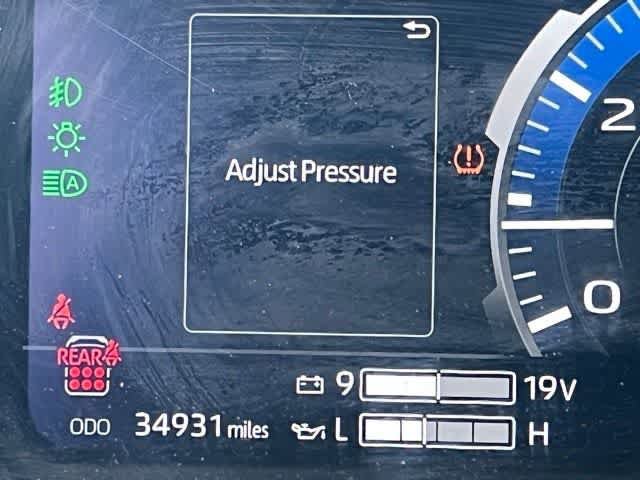 Used 2023 Toyota Sequoia Limited w/ Tow Technology Package AWD/4WD image 8