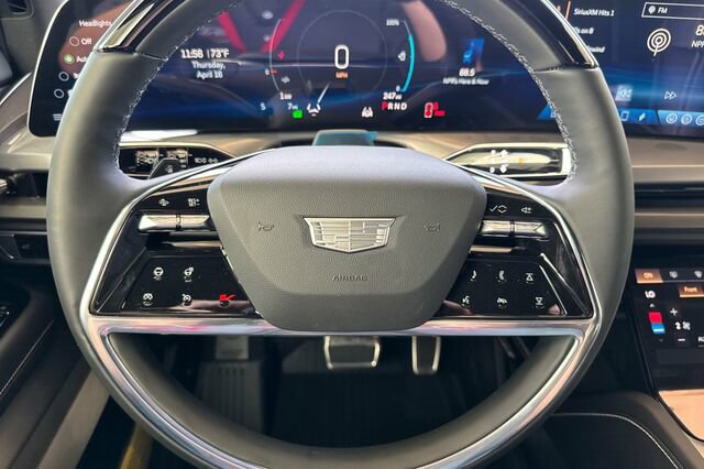 New 2026 Cadillac Vistiq Sport w/ LPO, Floor Liner Package image 24