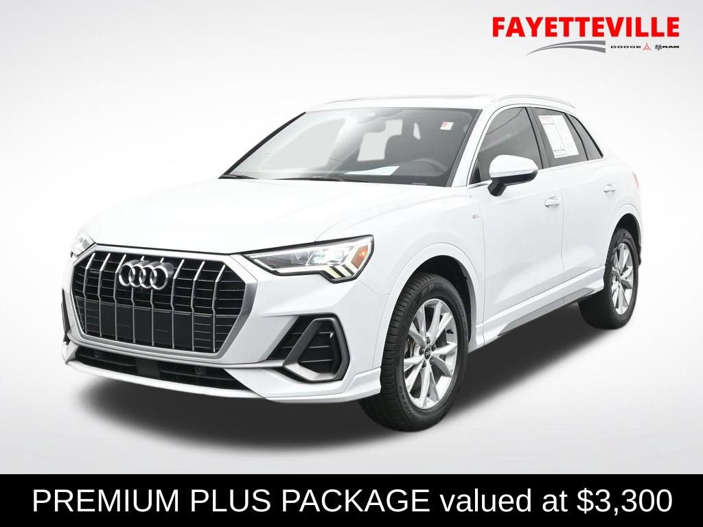Used 2022 Audi Q3 2.0T Premium Plus w/ Premium Plus Package AWD/4WD image 1