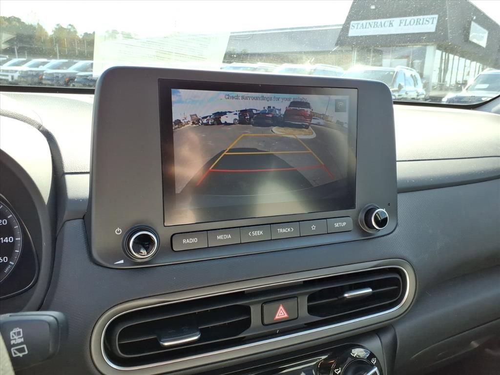 Used 2022 Hyundai Kona SEL image 10