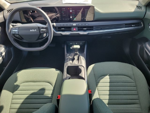 Used 2025 Kia K4 EX FWD image 11