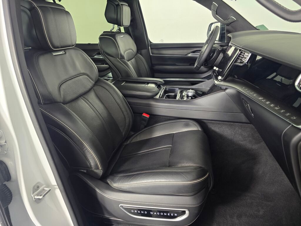 Used 2024 Jeep Grand Wagoneer Series II w/ Quick Order Packagew 28T image 49