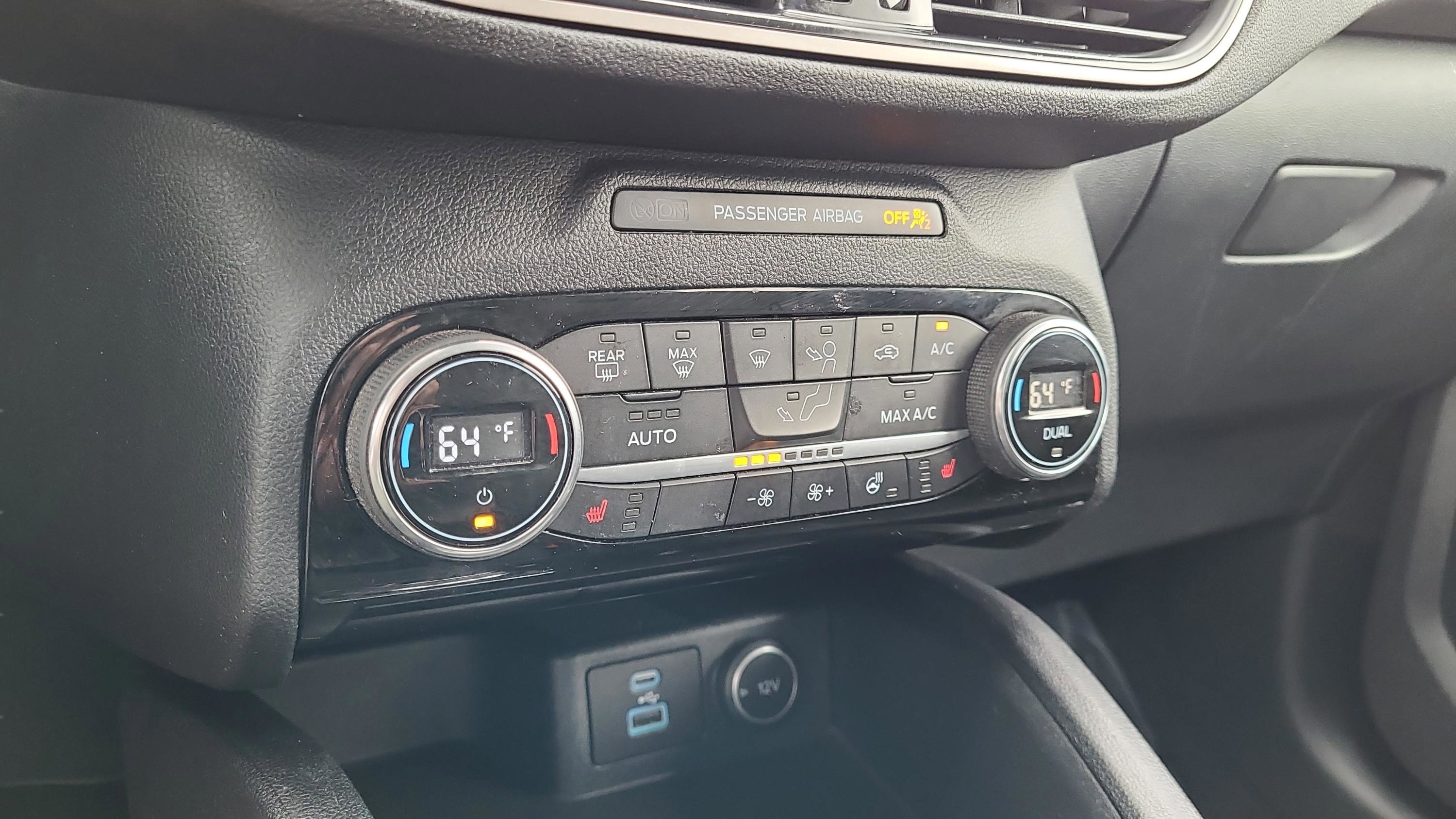 Used 2021 Ford Escape SEL image 23