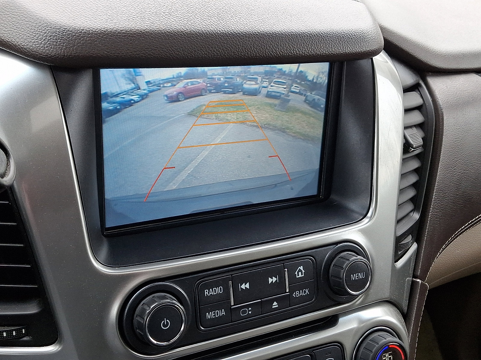 Used 2016 Chevrolet Tahoe LT image 19