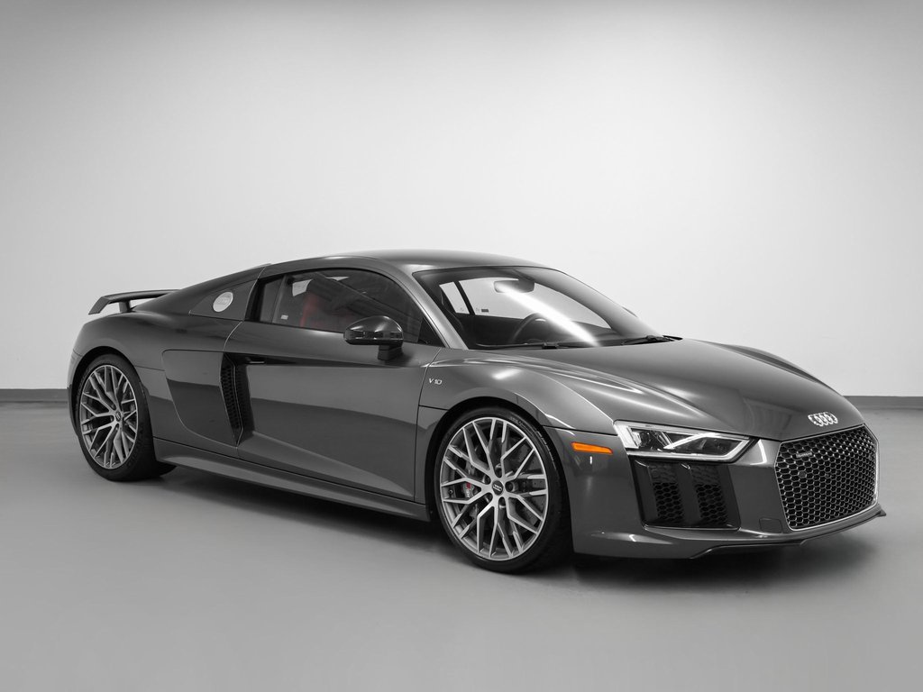 Used 2017 Audi R8 V10 plus image 1