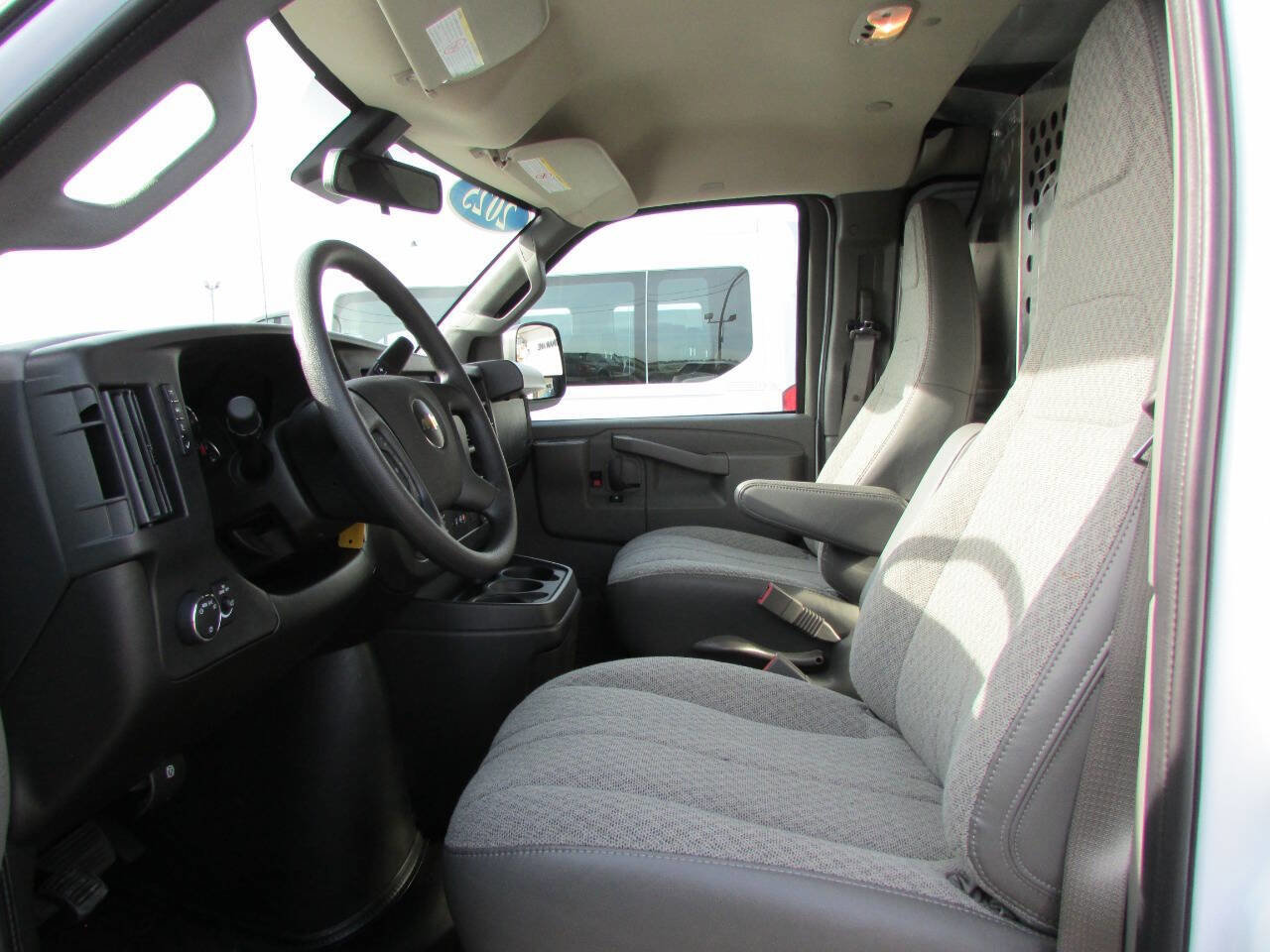 Used 2025 Chevrolet Express 2500 Extended w/ Communications Package RWD image 12