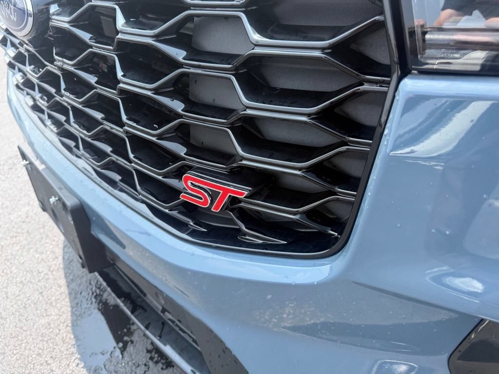 New 2026 Ford Explorer ST w/ Sun And Sound Package AWD/4WD image 10