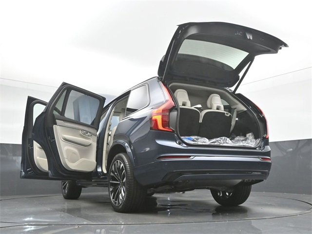 New 2026 Volvo XC90 B6 Ultra w/ Protection Package Premier image 56