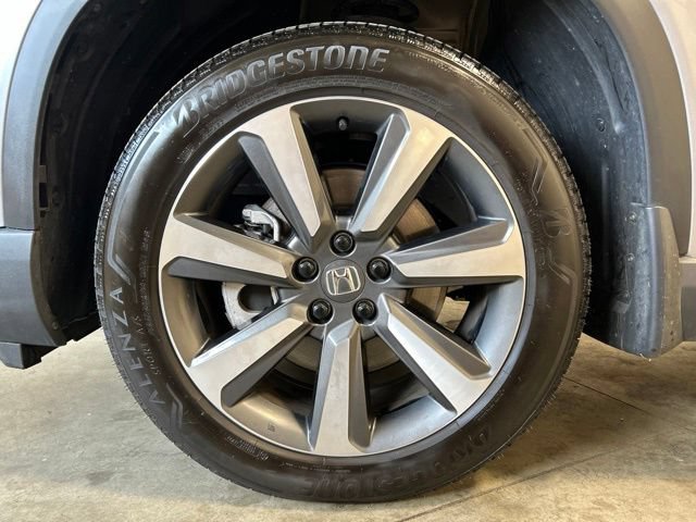 Certified 2023 Honda Pilot Touring image 11