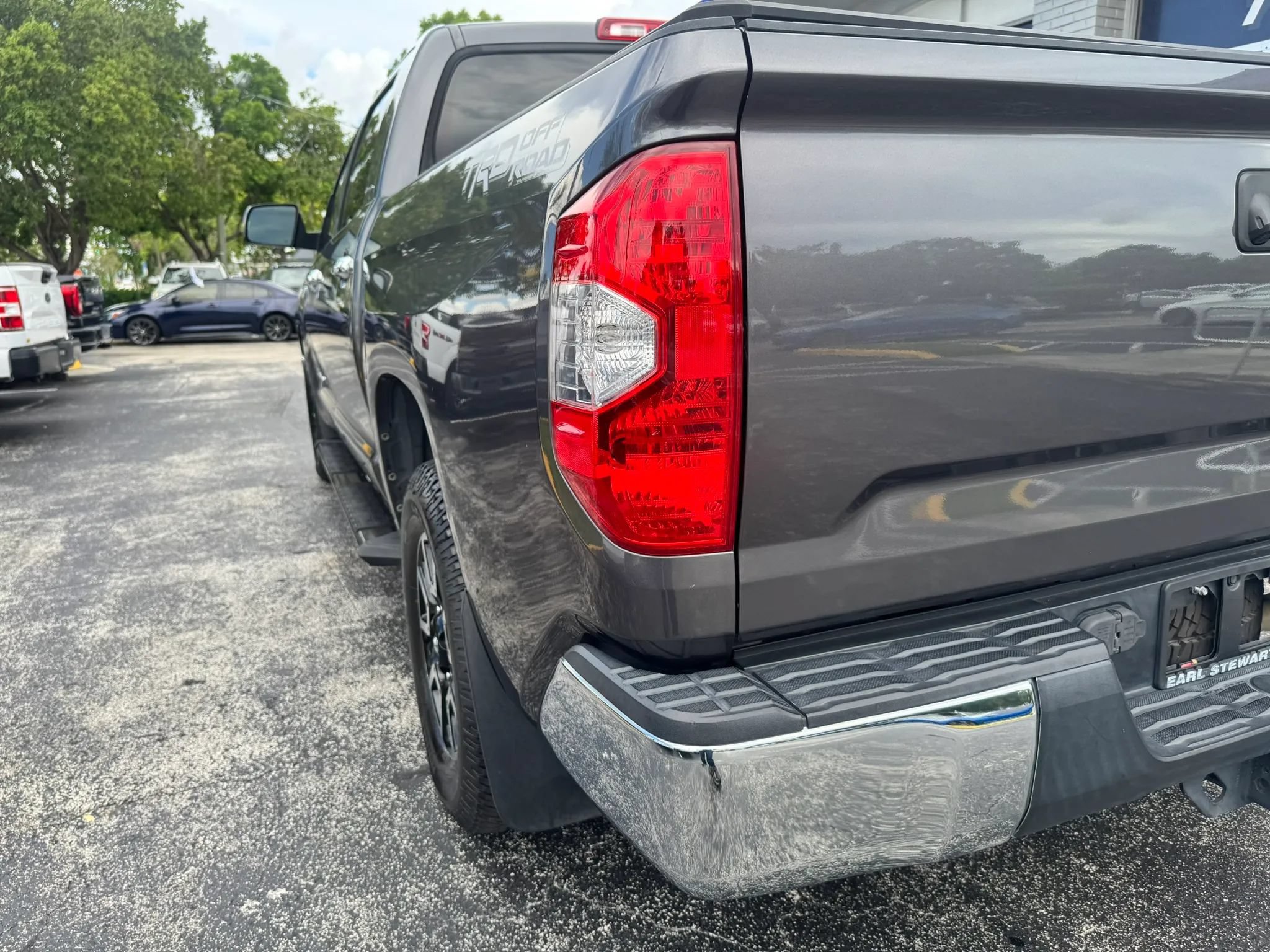 Used 2017 Toyota Tundra Limited w/ TRD Off Road Package RWD image 12