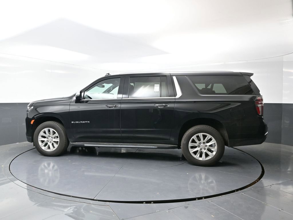 Used 2024 Chevrolet Suburban Premier image 11