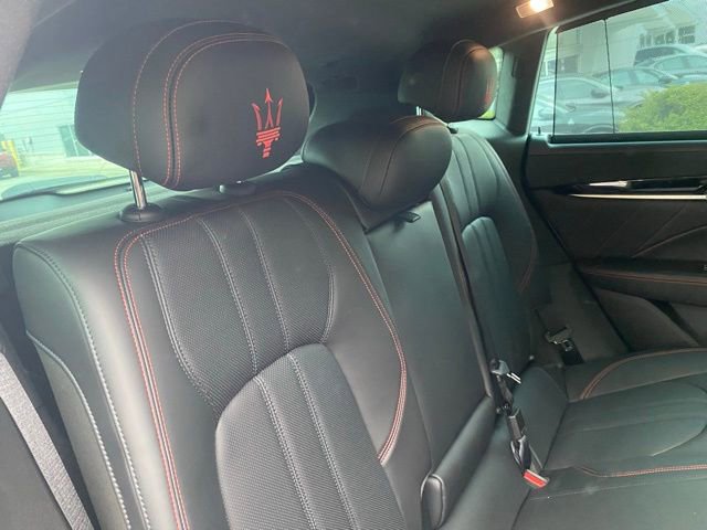 Used 2024 Maserati Levante GT Ultima image 42