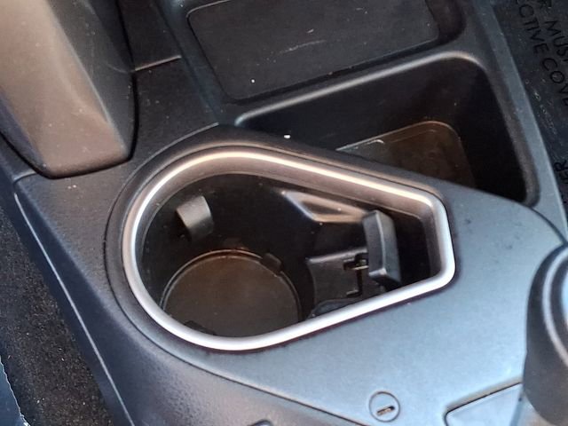 Used 2016 Toyota RAV4 LE image 27