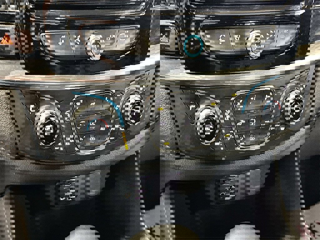 Used 2023 Chevrolet Traverse High Country w/ LPO, Floor Liner Package image 22