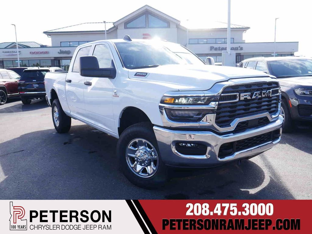 New 2026 RAM 3500 Tradesman w/ Chrome Appearance Group A AWD/4WD 360° Tour