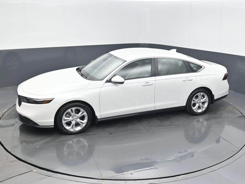 Certified 2024 Honda Accord LX image 12