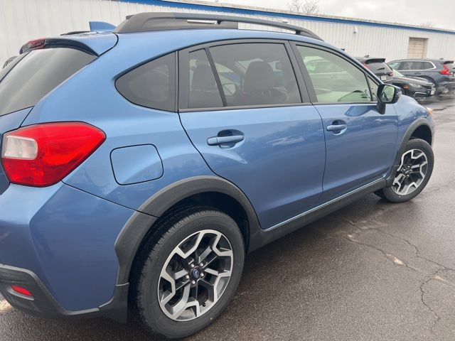 Used 2016 Subaru Crosstrek 2.0i Limited image 5