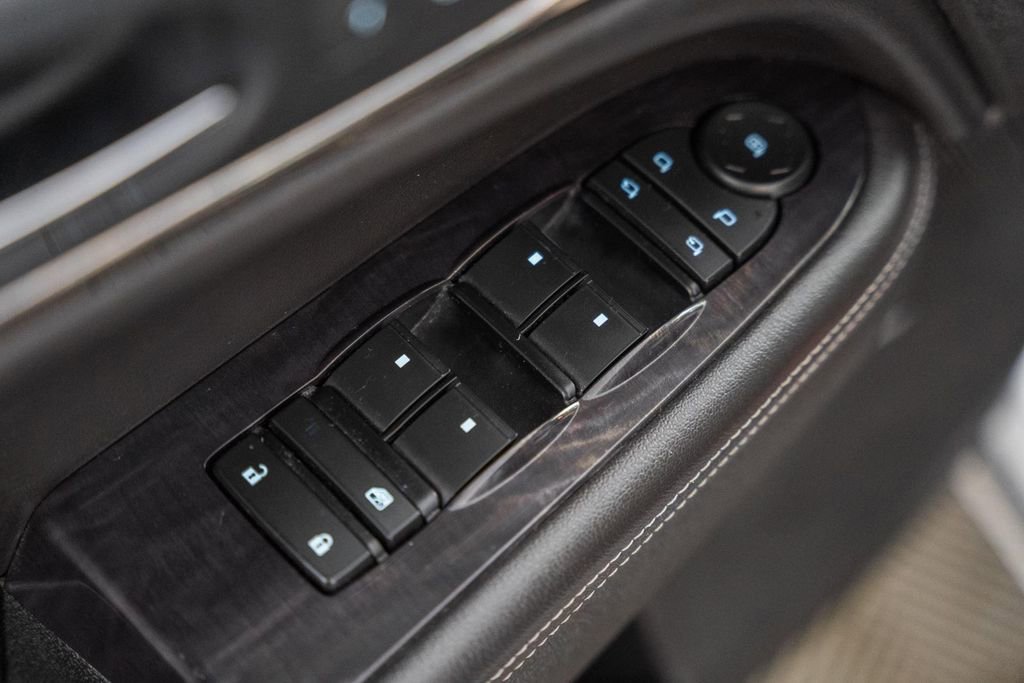 Used 2016 Buick Enclave Premium w/ Experience Buick Package image 38