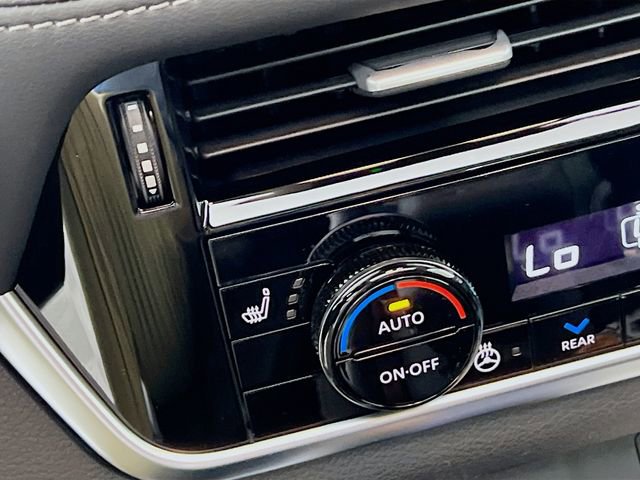 New 2026 Nissan Rogue Platinum w/ Platinum Premium Package image 18