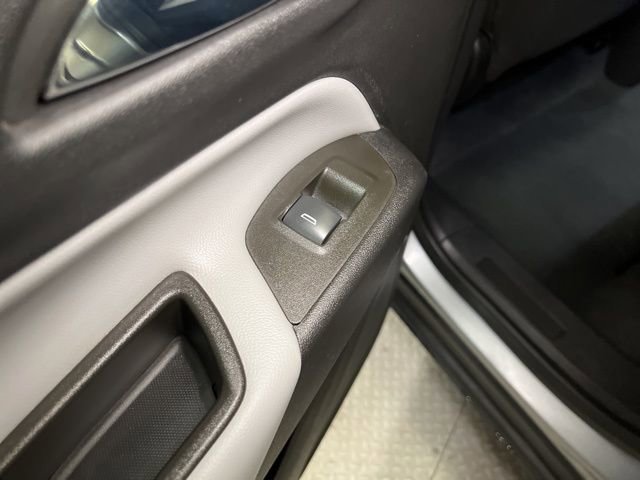 Used 2023 Chevrolet Equinox LS image 50