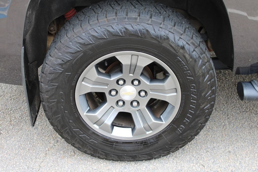 Used 2018 Chevrolet Tahoe LT w/ Off-Road Package AWD/4WD image 36