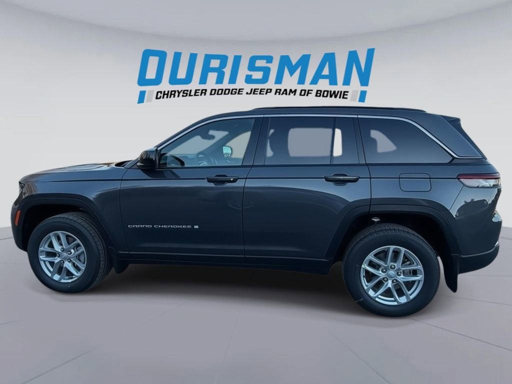 New 2025 Jeep Grand Cherokee Laredo X w/ Luxury Tech Group I image 3
