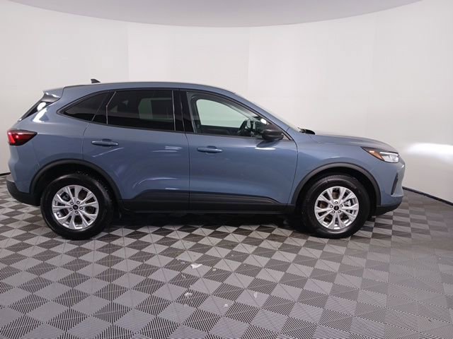 Used 2025 Ford Escape Active image 8