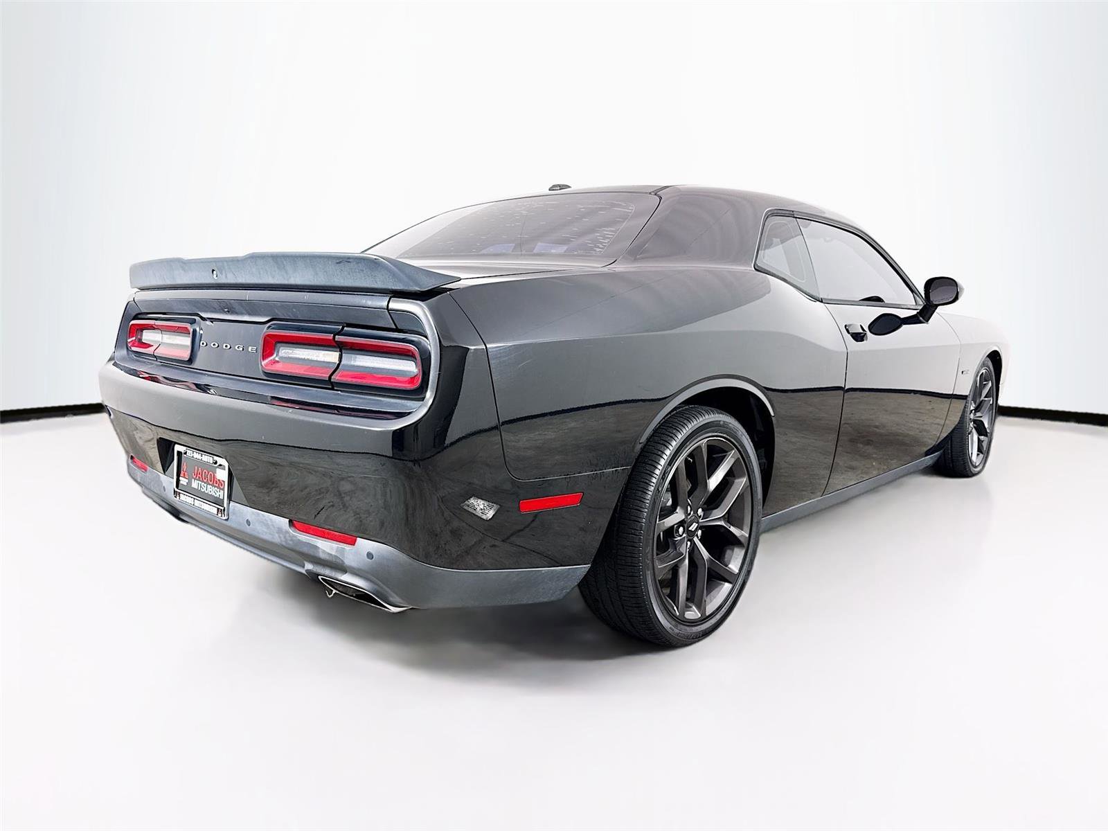 Used 2019 Dodge Challenger R/T w/ Blacktop Package RWD image 24