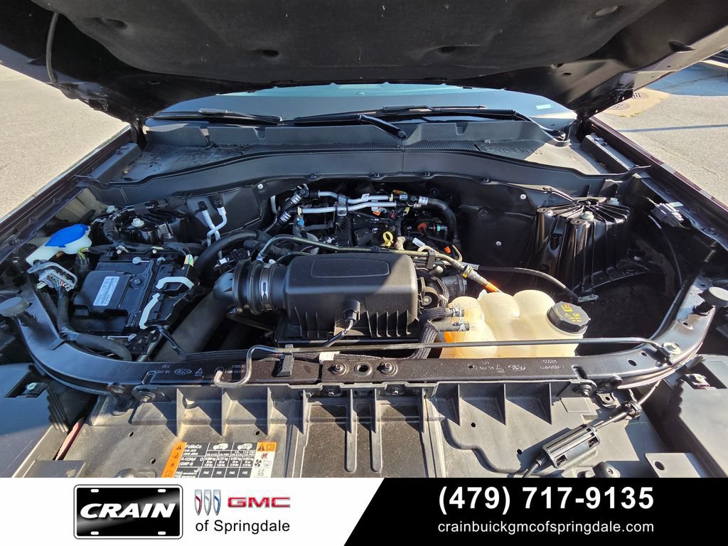 Used 2023 Ford Explorer XLT w/ Equipment Group 202A AWD/4WD image 33