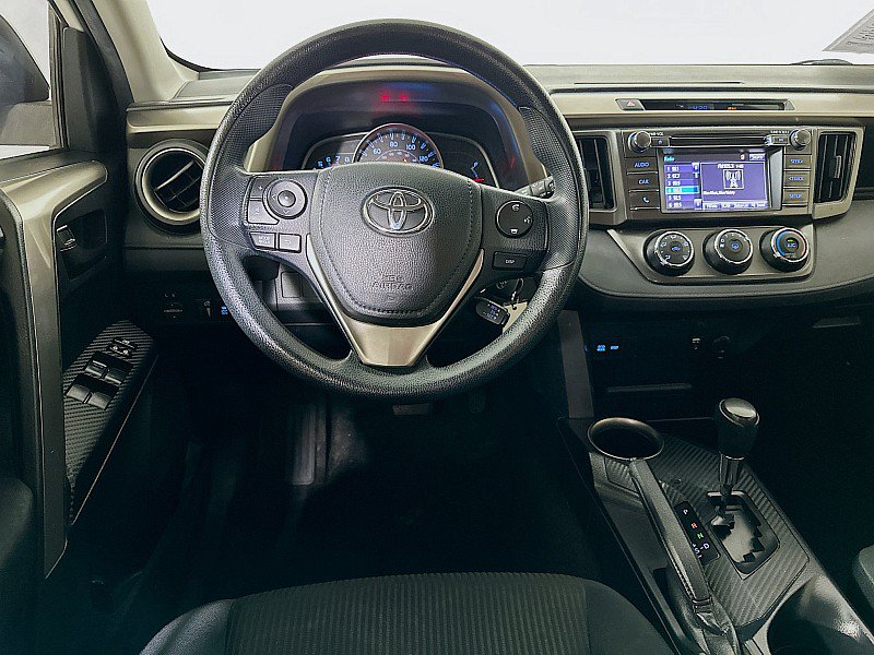 Used 2015 Toyota RAV4 LE FWD image 21