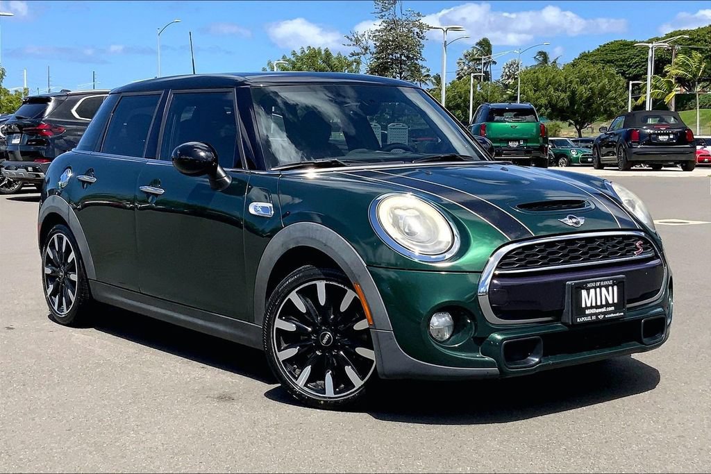 Used 2016 MINI Cooper S FWD image 1