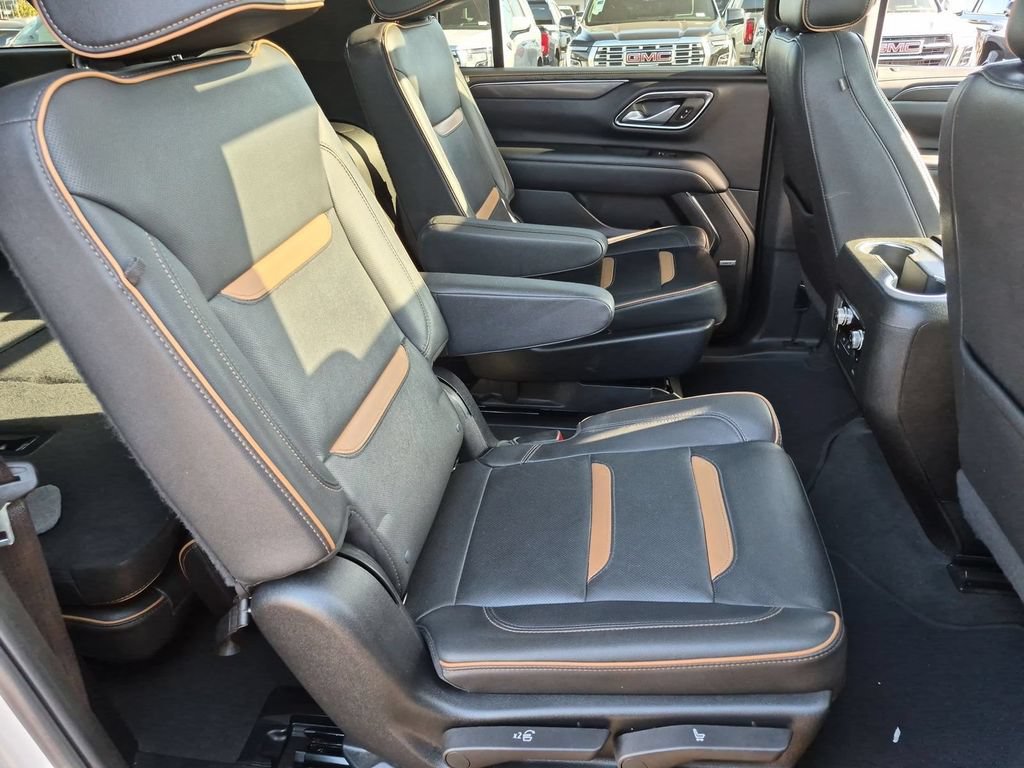 Used 2022 GMC Yukon XL AT4 AWD/4WD image 20