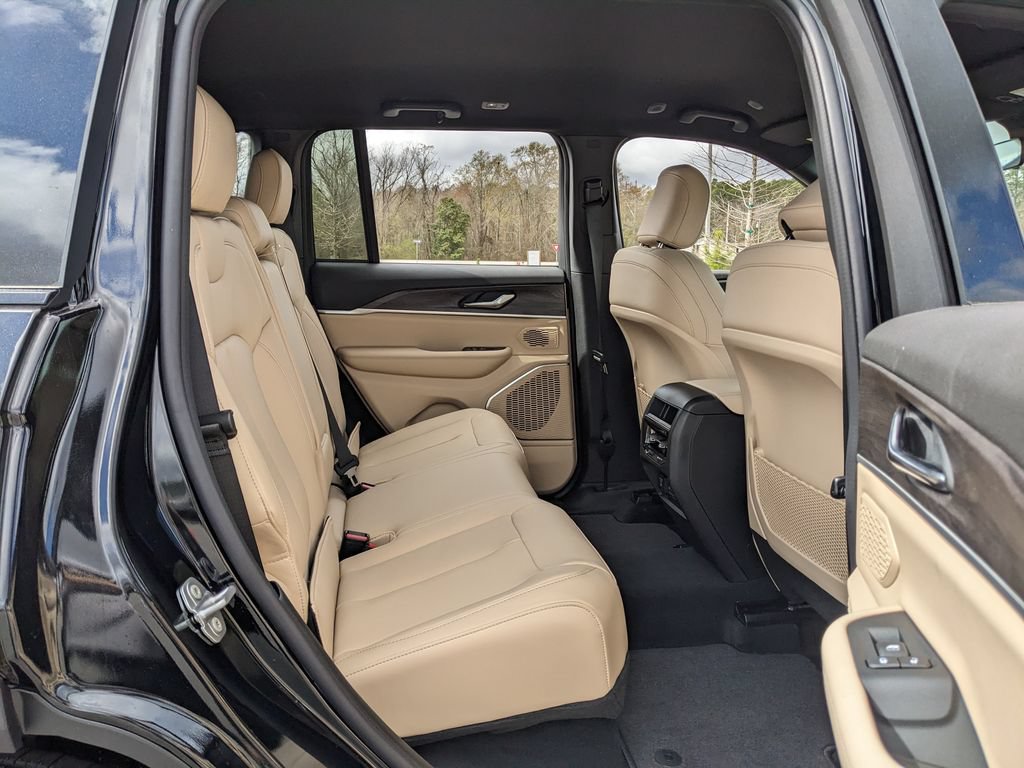 New 2026 Jeep Grand Cherokee Limited RWD image 45