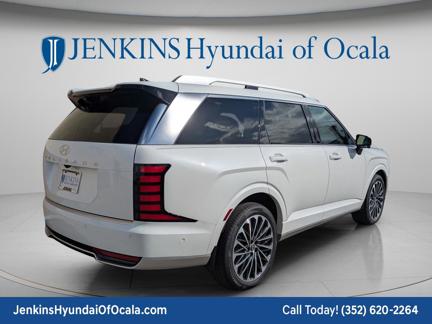 New 2026 Hyundai Palisade Calligraphy FWD image 3