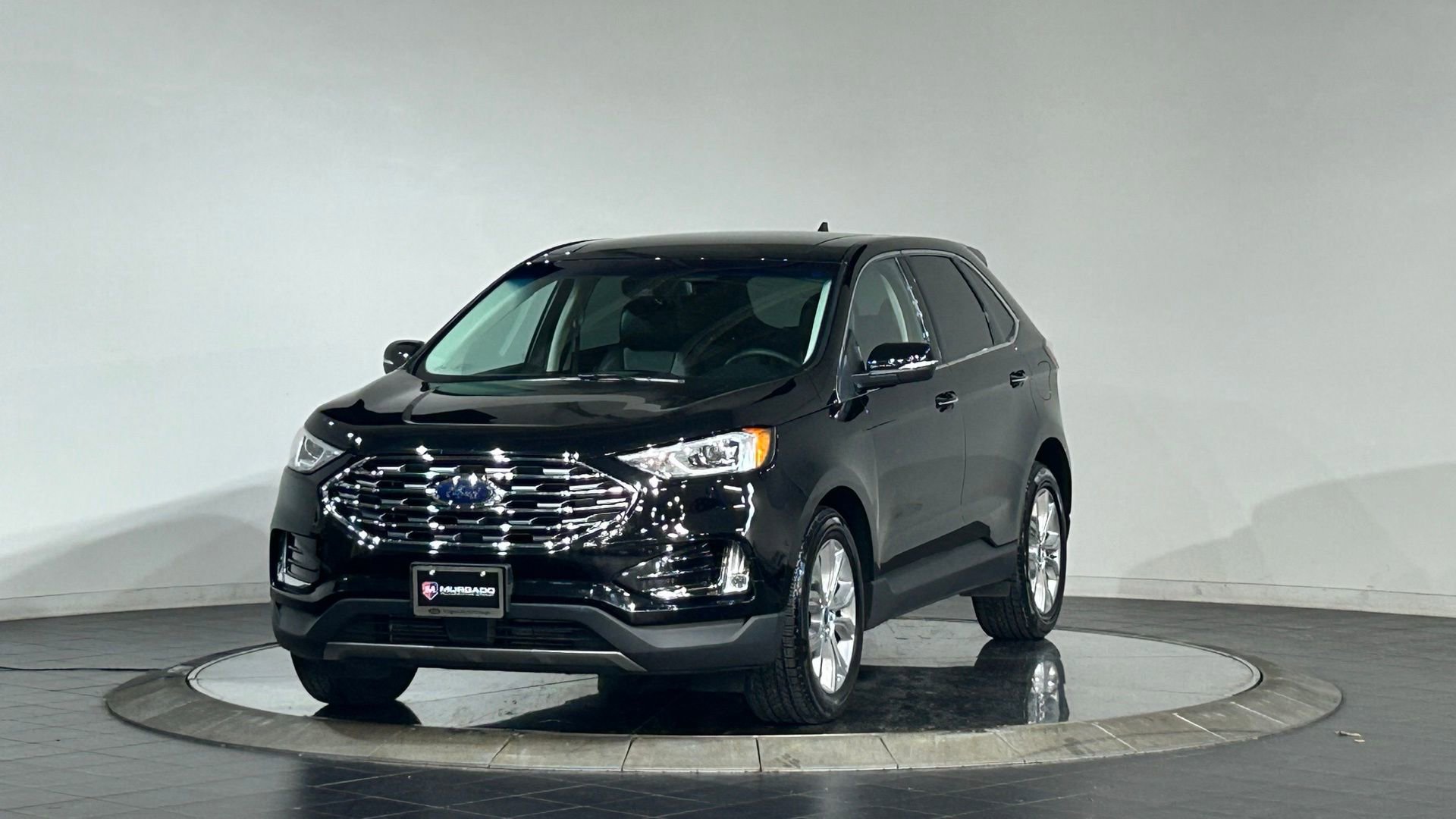 Used 2019 Ford Edge Titanium AWD/4WD image 5