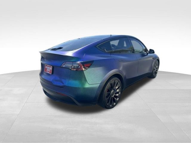Used 2022 Tesla Model Y Performance AWD/4WD image 3