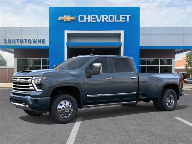 New 2026 Chevrolet Silverado 3500 High Country image 2