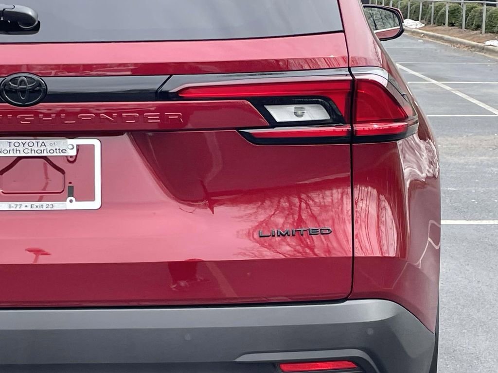 New 2026 Toyota Grand Highlander Limited image 18
