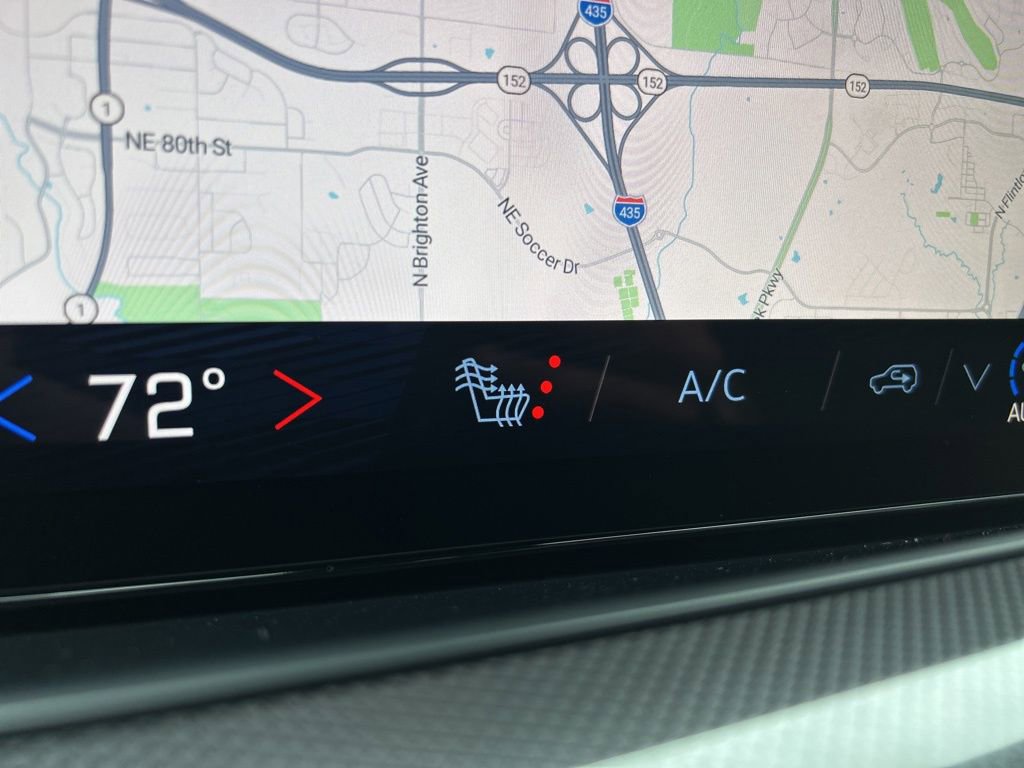 Used 2025 Chevrolet Suburban RST w/ Comfort Package AWD/4WD image 35