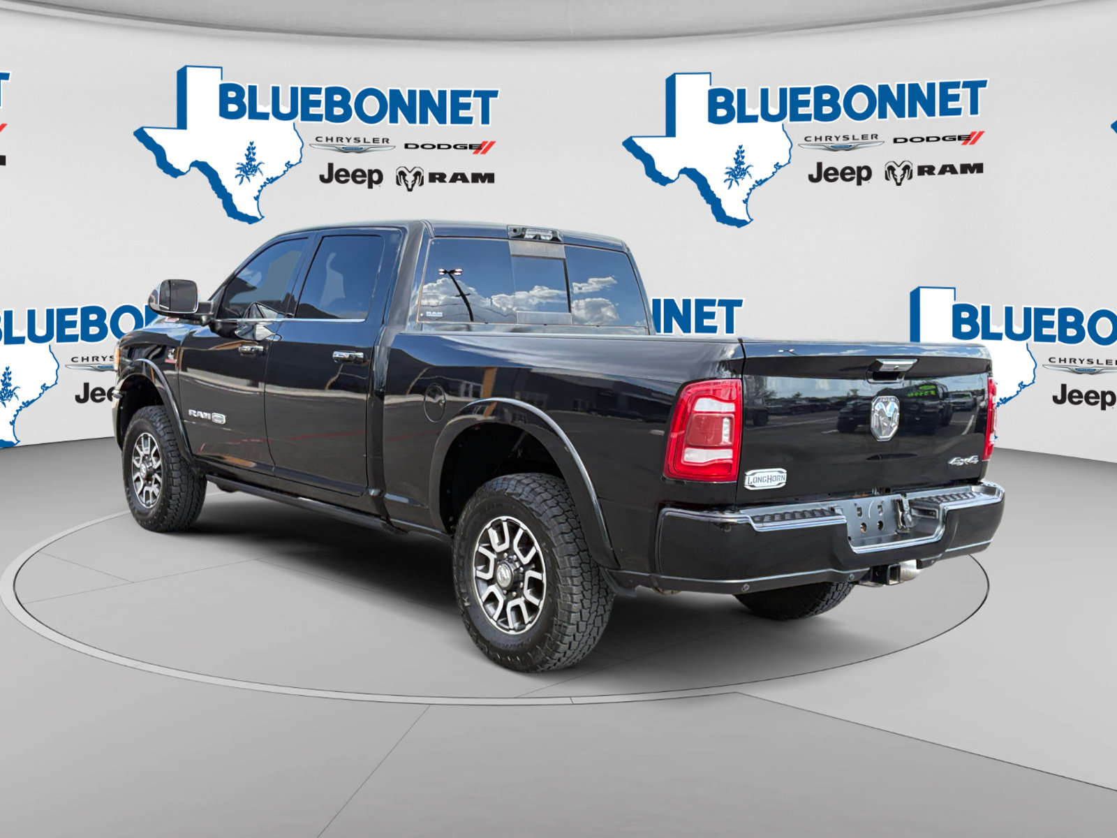Used 2022 RAM 3500 Limited AWD/4WD image 7