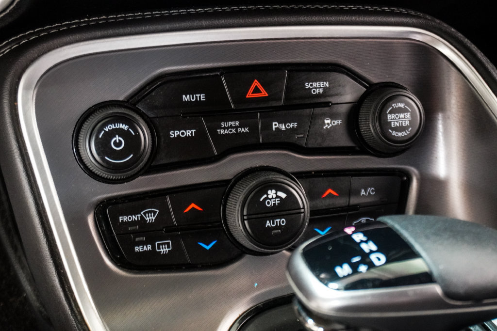 Used 2019 Dodge Challenger GT w/ Plus Package RWD image 16
