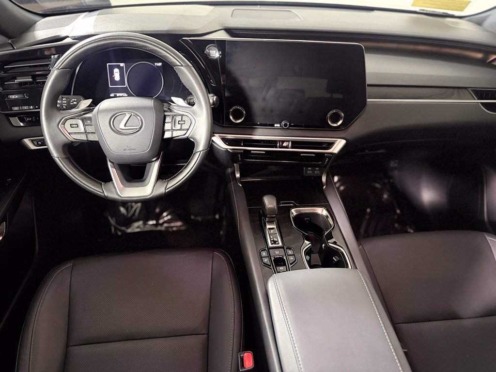 Used 2023 Lexus RX 350 Premium w/ Accessory Package AWD/4WD image 10