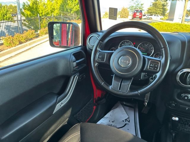 Used 2018 Jeep Wrangler Unlimited Rubicon AWD/4WD image 27