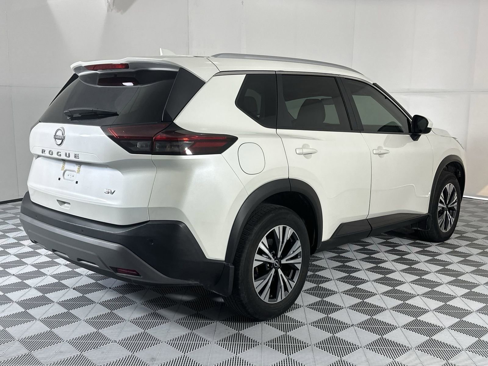 Certified 2023 Nissan Rogue SV w/ SV Premium B Package image 8