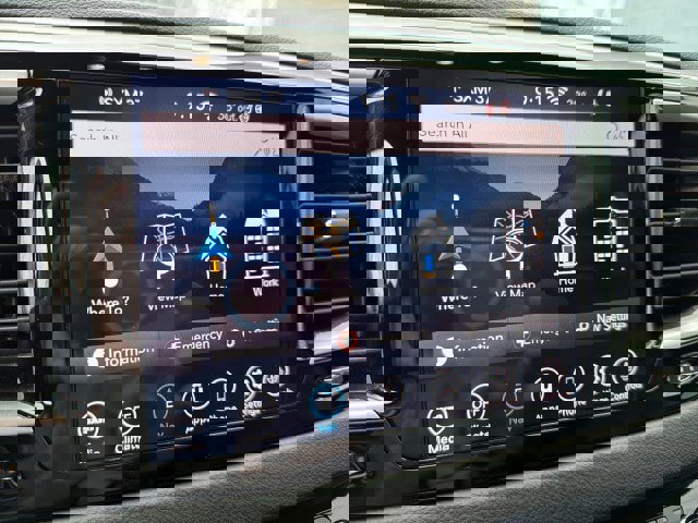 Used 2020 Chrysler Pacifica Touring-L w/ Advanced Safetytec Group image 13